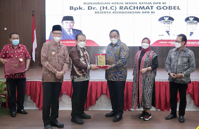 Bupati Jember Hendy & Wabup Firjaun Sambut Rachmat Gobel di Pendopo Wahyawibawagraha